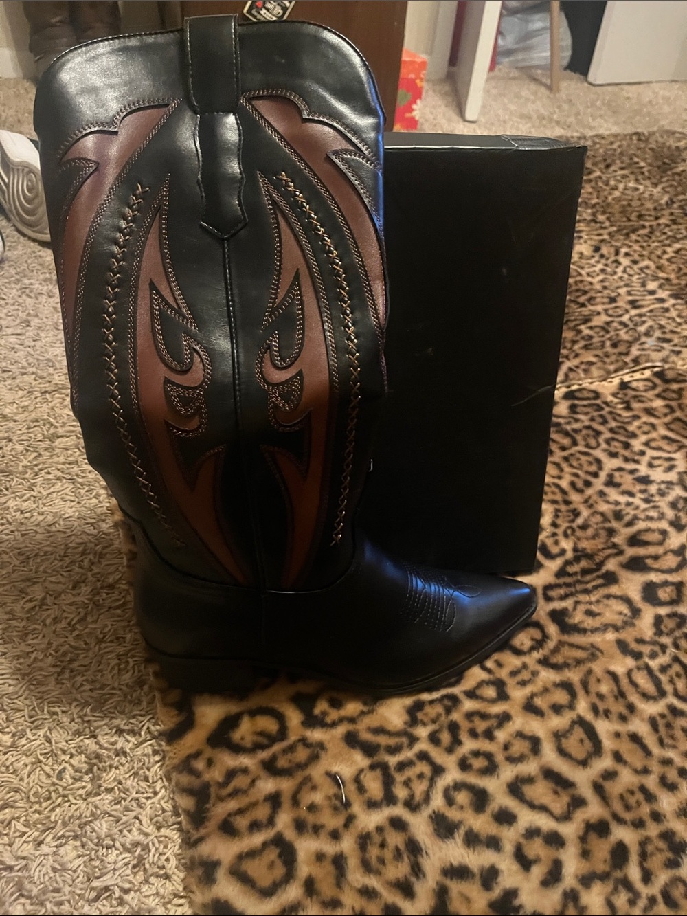 Women's Black and Brown Western Cowboy Boots - Stylish Pull-On Design
